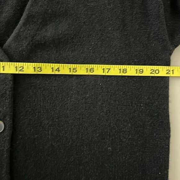 NWT Madewell V-Neck Relaxed Cardigan in True Black Size XS - Picture 9 of 13